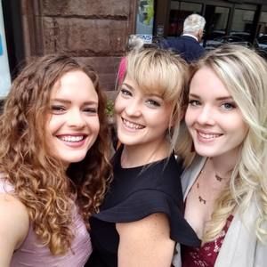 Meet your Posher, Olivia